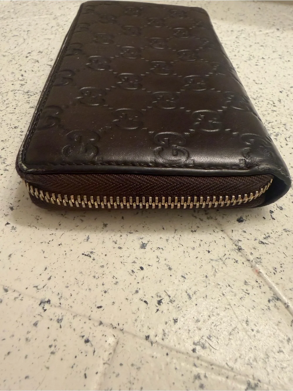 Gucci Brown Embossed Leather Zip Wallet - Picture 5 of 12